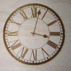 Lasergravur Uhr von Holzladen24.de